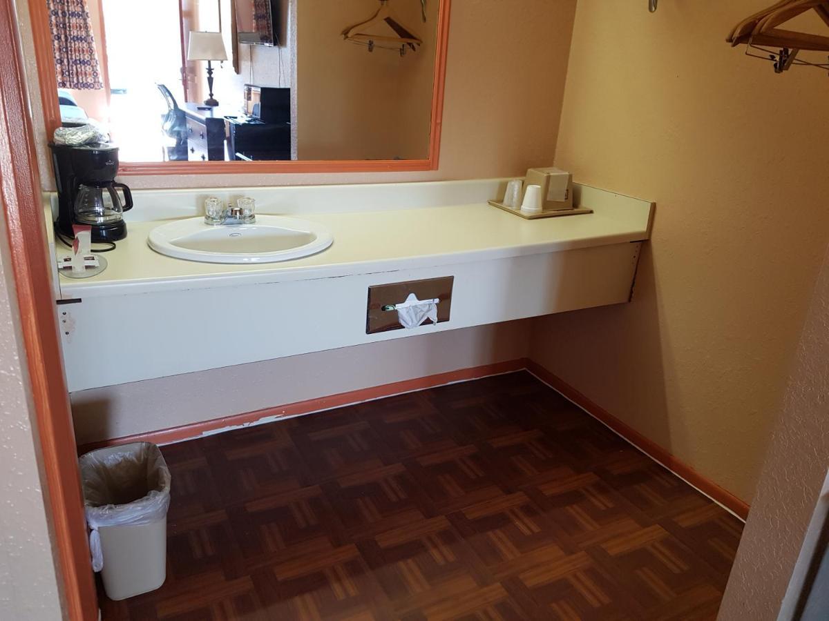 Budget Host Inn Eastland Экстерьер фото